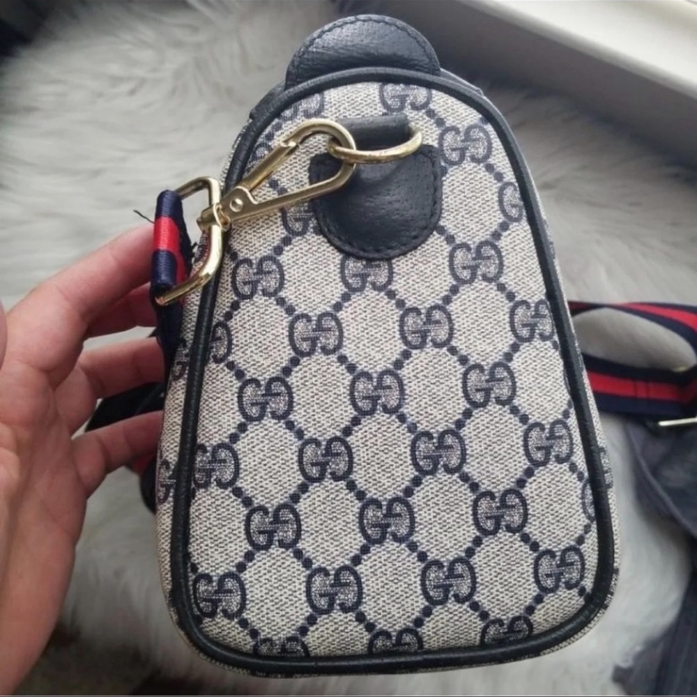 GUCCI VINTAGE BAG & WALLET IN PRISTINE CONDITION - Picture 4 of 15